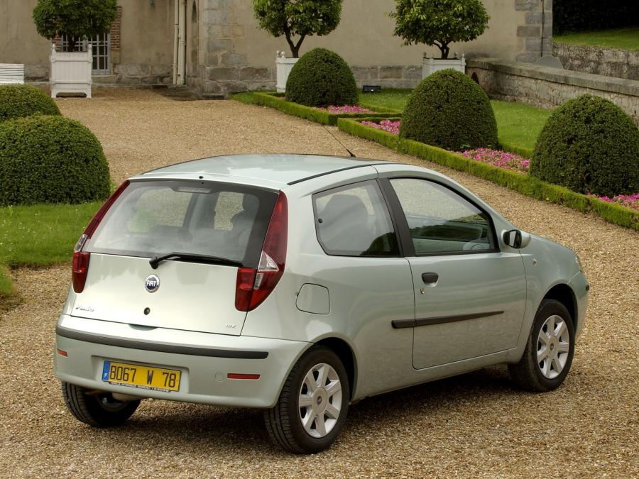  Fiat Punto 3-Door (188) 2003 года  (фото 23 из 30)